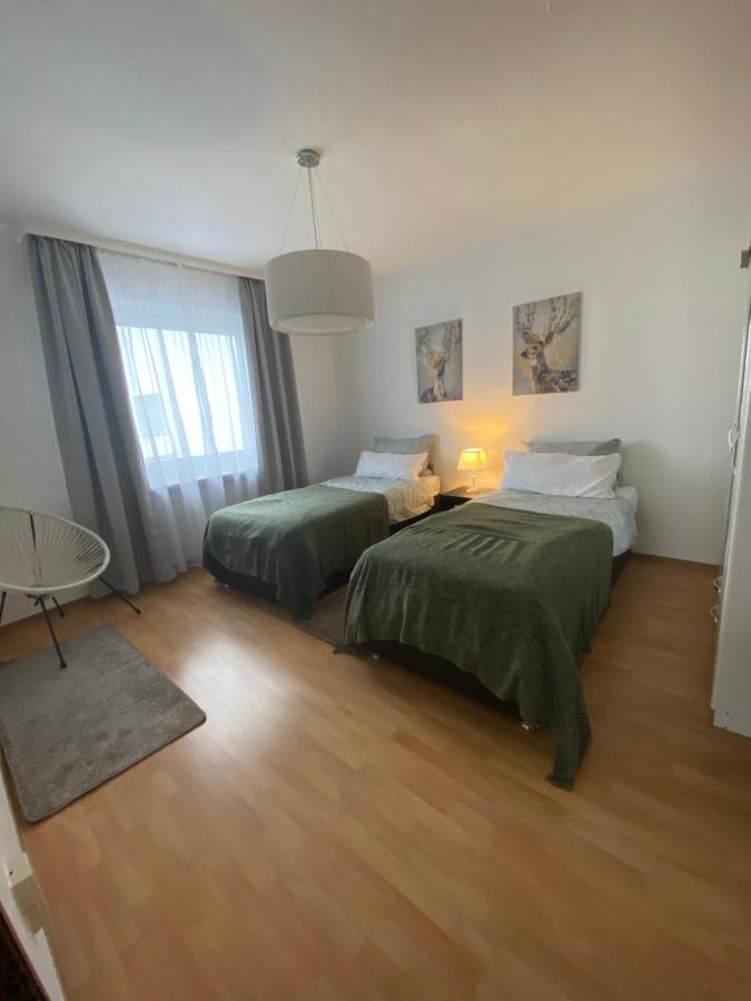 Ferienhaus Loehr Mit Treppenlift Vila Coblença Exterior foto