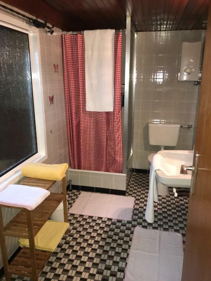 Ferienhaus Loehr Mit Treppenlift Vila Coblença Exterior foto
