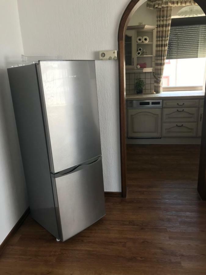 Ferienhaus Loehr Mit Treppenlift Vila Coblença Exterior foto