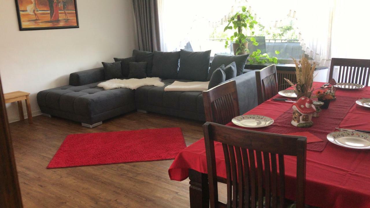 Ferienhaus Loehr Mit Treppenlift Vila Coblença Exterior foto